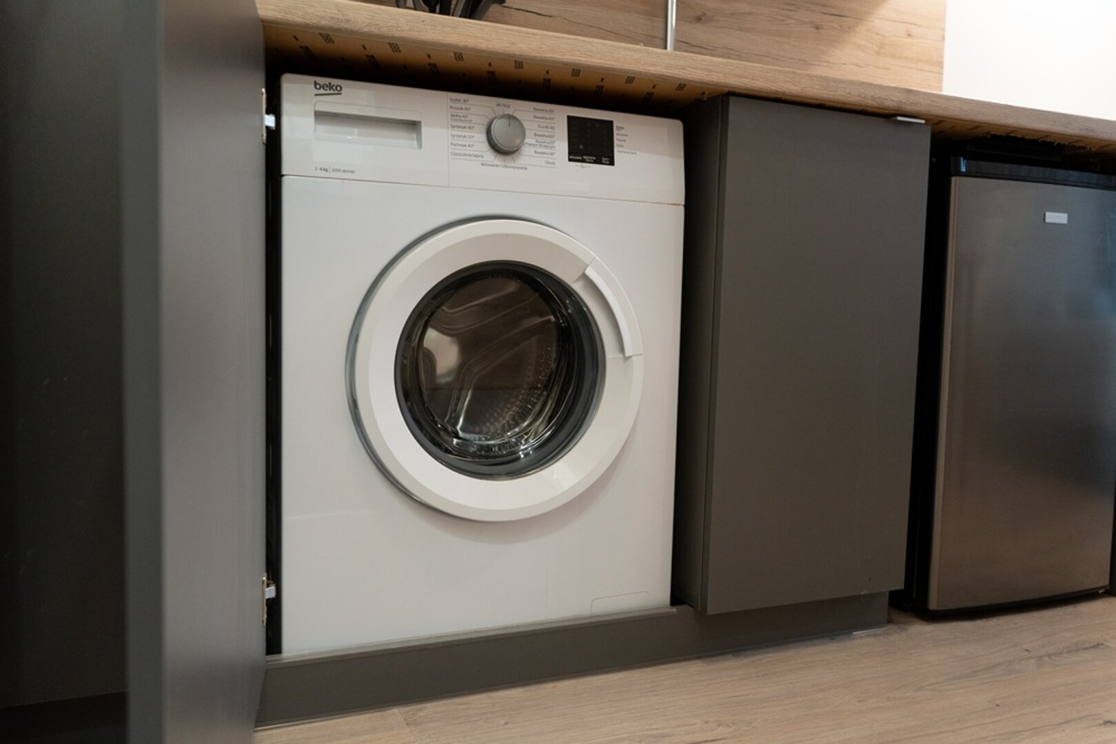 ADLER ESTATE Sp. z o.o. - 4